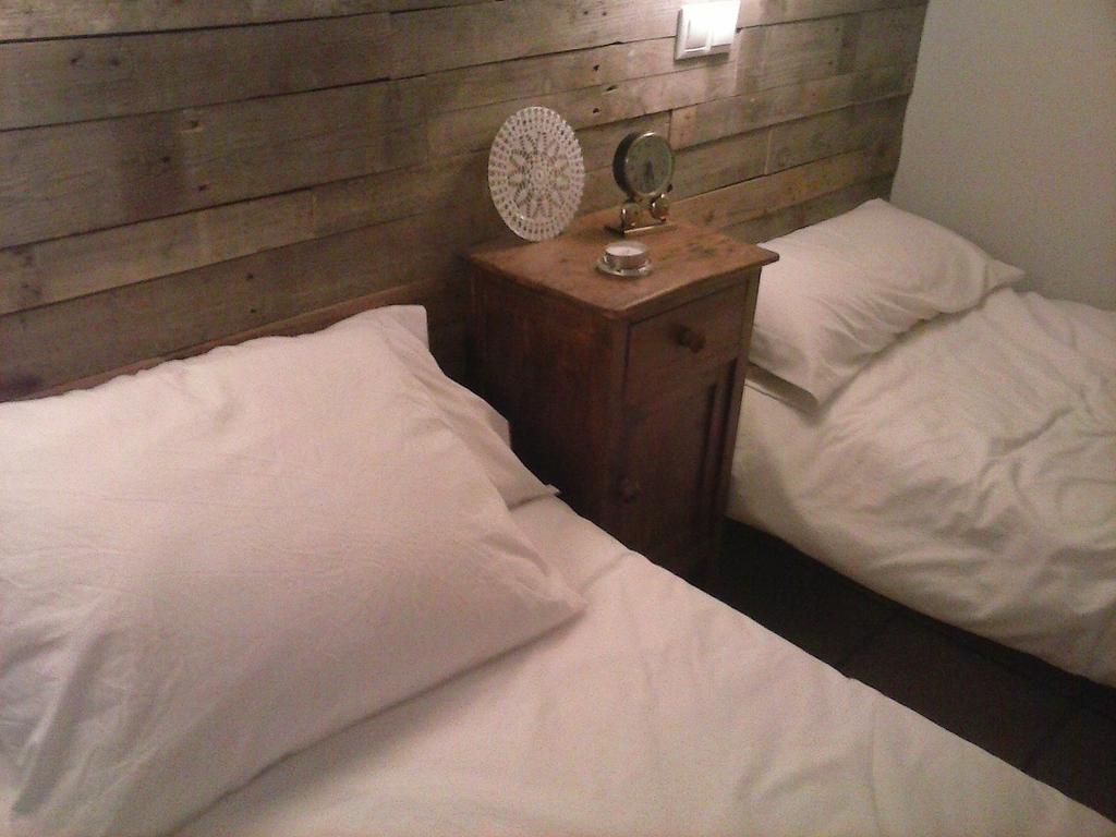 Hostal Royuela Exteriör bild