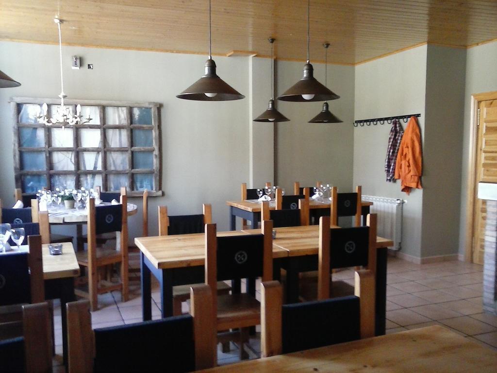Hostal Royuela Exteriör bild